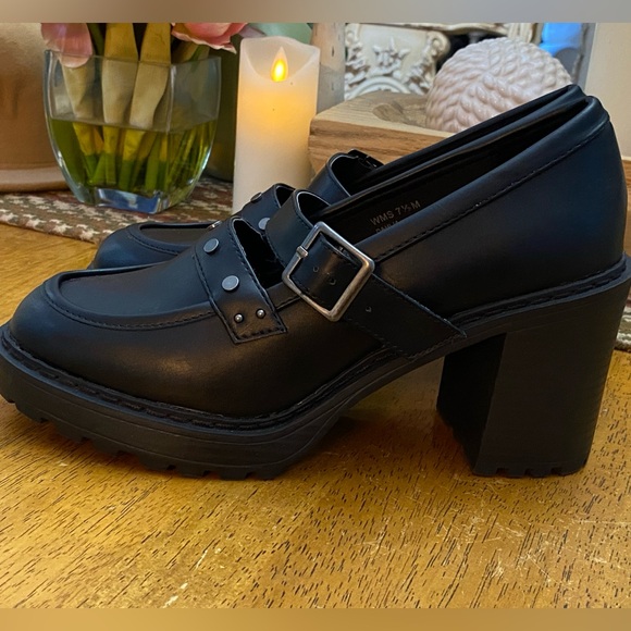 Report Shoes - Picture 2 of 7